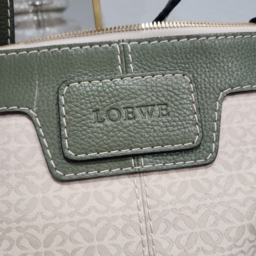 Loewe sling bag - Picture 4 of 12